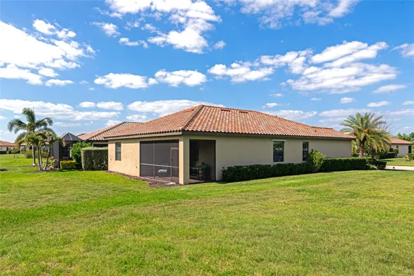 157 WANDERING WETLANDS CIR
