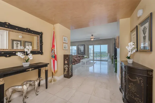 1111 RITZ CARLTON DR 1205
