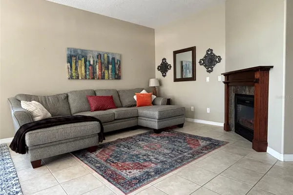 152 NAUTICA MILE DR