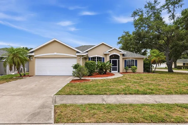 2404 50TH DR