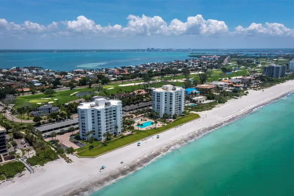 1050 LONGBOAT CLUB RD 903
