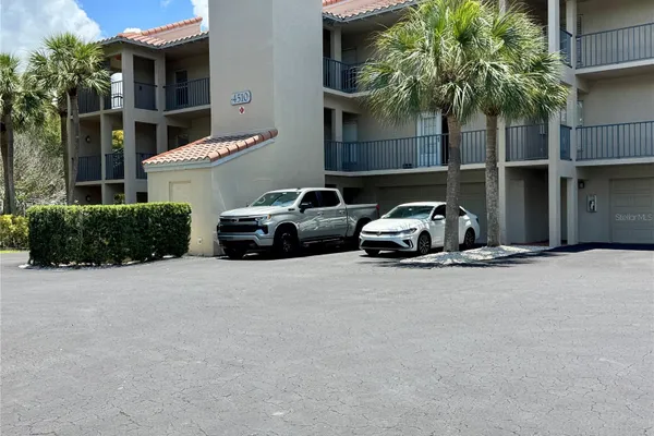 4510 EL CONQUISTADOR PKWY 204