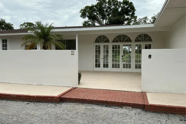 502 MAGELLAN DR