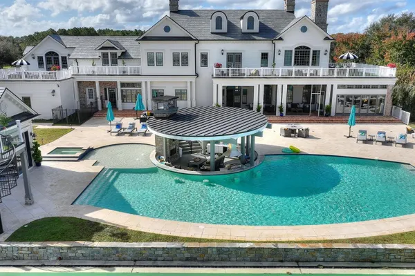3018 KINGFISHER PT