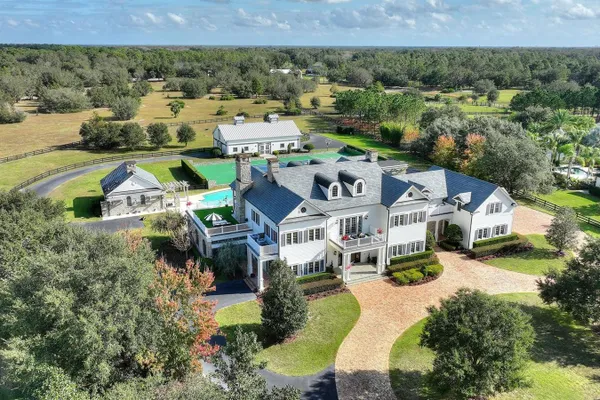 3018 KINGFISHER PT