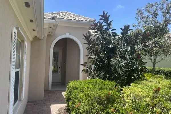 11818 FIORE LN