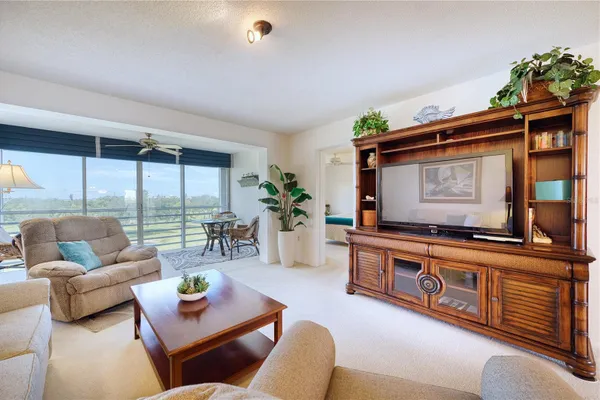3780 PINEBROOK CIR 504