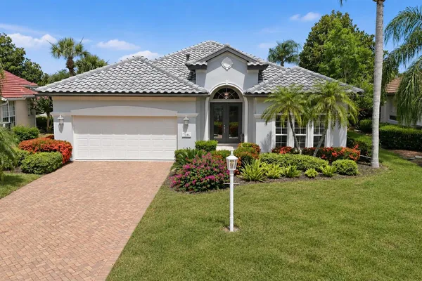 7346 WINDEMERE LN