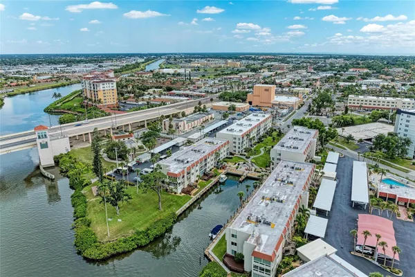220 SANTA MARIA ST 338