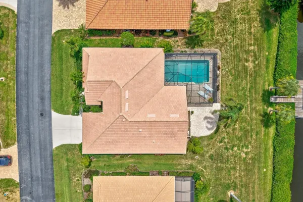 103 INLETS BLVD 103