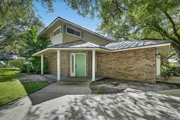 6812 ARBOR OAKS DR