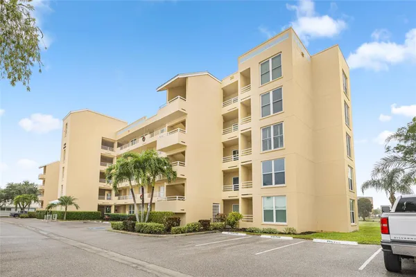 3750 PINEBROOK CIR 107