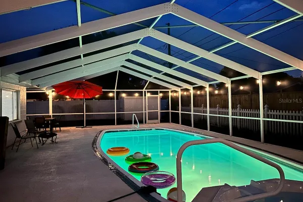 8628 MAGNOLIA DR