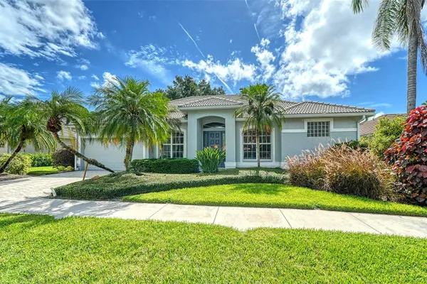 5325 ANTHONY LN