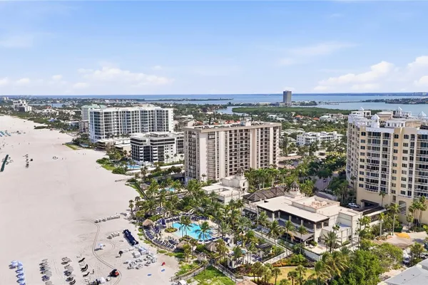 1212 BEN FRANKLIN DR 1205
