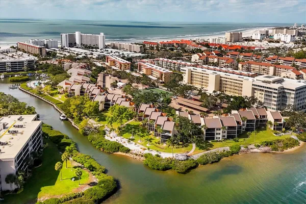 1900 COVE II PL 127
