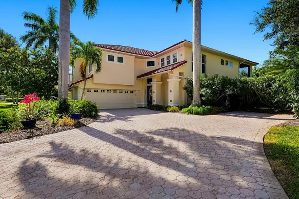12402 HARBOUR LANDINGS DR