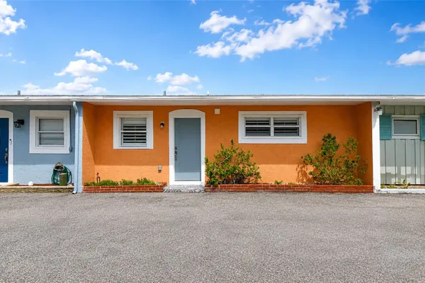 729 SAINT JUDES DR 2