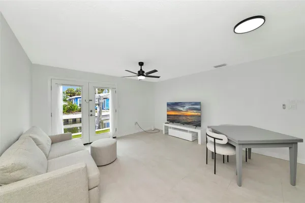 729 SAINT JUDES DR 2