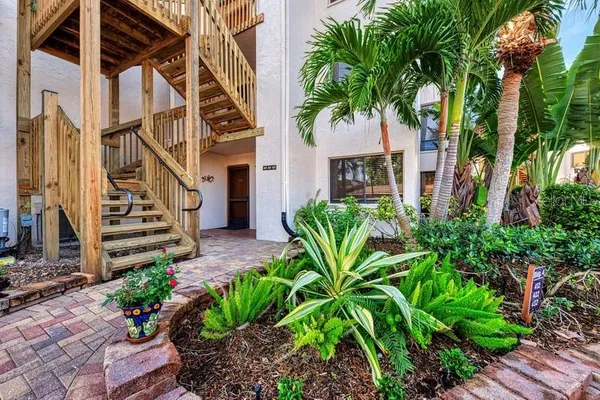 1600 COVE II PL 412