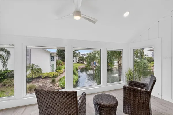 1130 W PEPPERTREE LN 118