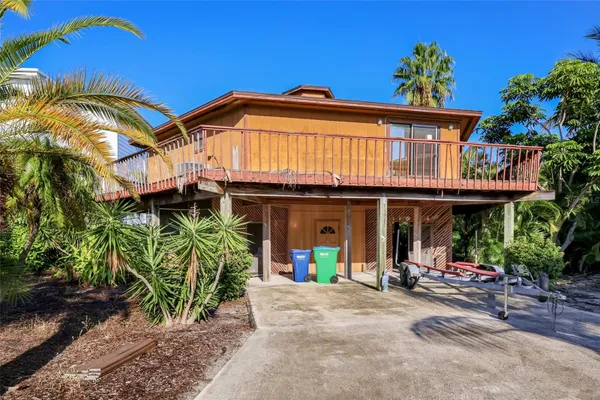 109 GULL DR
