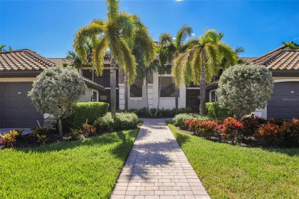 5614 PALMER CIR 206