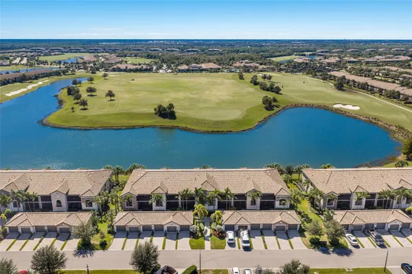 5614 PALMER CIR 206