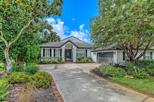 17 BAYHEAD LN
