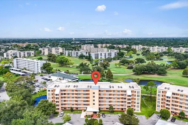 4570 PINEBROOK CIR 208