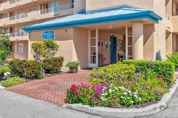 4570 PINEBROOK CIR 208