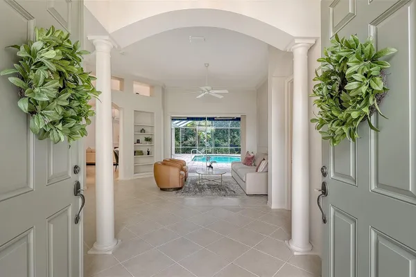 8105 COLLINGWOOD CT