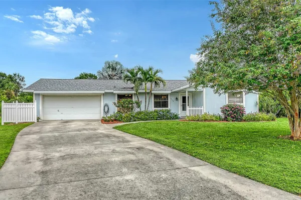 6110 APPROACH LN