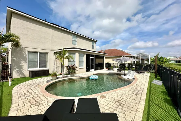 5923 53RD LN
