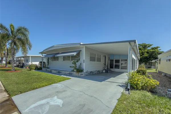 5317 CHATEAU LN