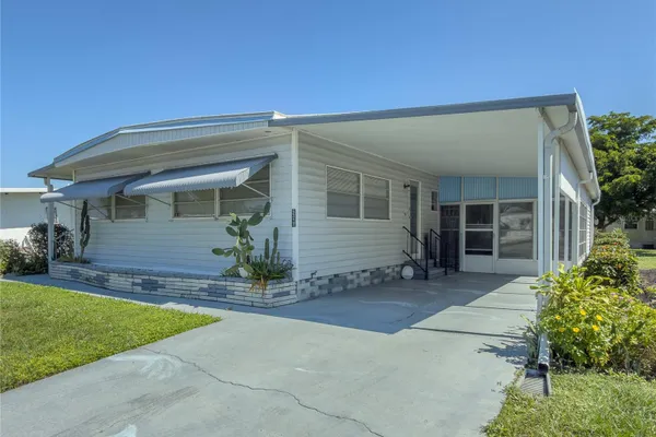 5317 CHATEAU LN