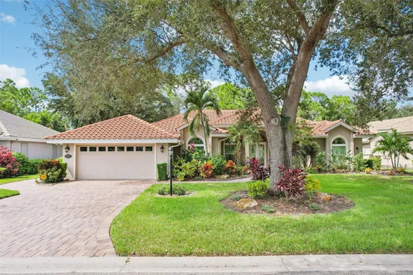 444 FIELDSTONE DR