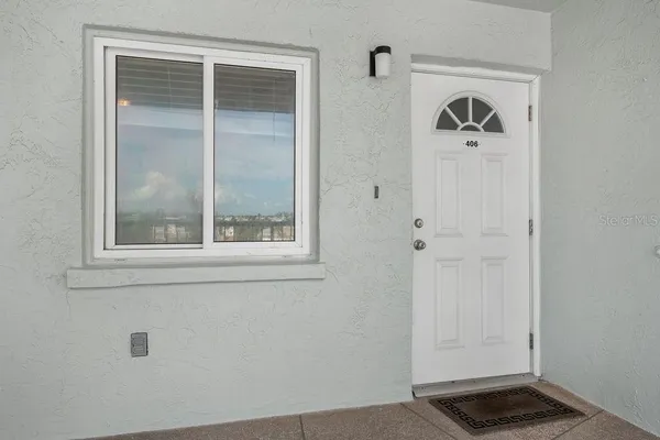 5200 GULF DR 406