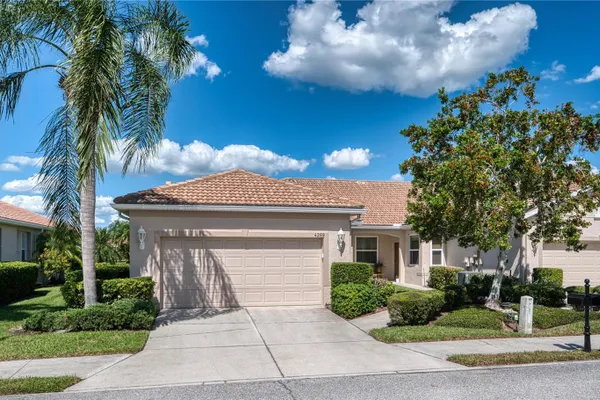 4269 CASCADE FALLS DR