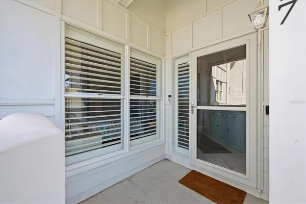 877 AUDUBON DR