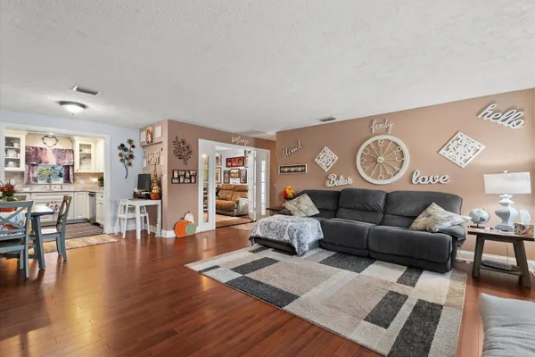 2212 CLARK AVE