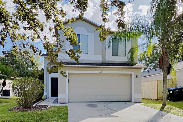 2184 HEATHWOOD CIR