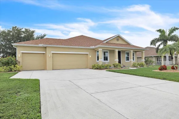 12933 SW PEMBROKE CIR
