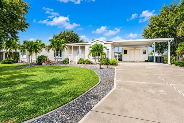 4191 PELICAN POINTE DR