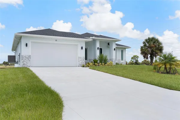 13 TEAK LN