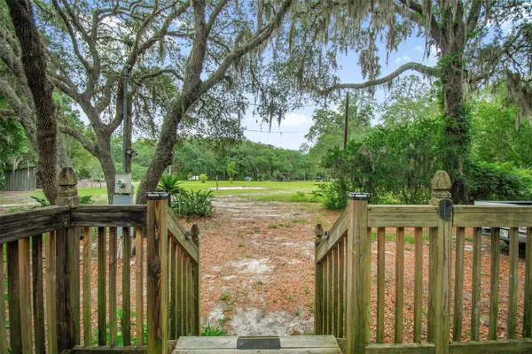 156 KINGFISH RD