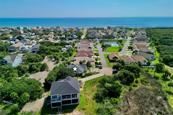63 BEACHWOOD DR