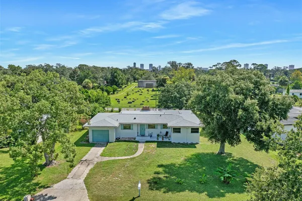 1649 CORDOVA AVE