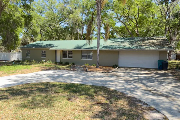 207 MANDARIN LN