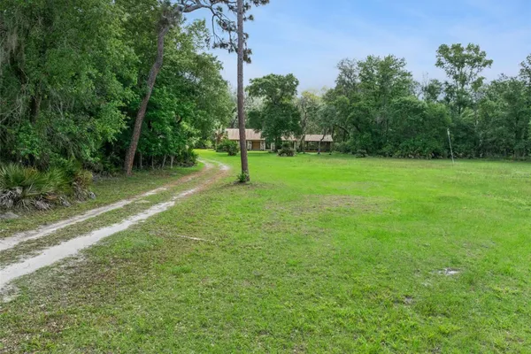 2260 PANORAMA DR